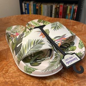 NWT MUK LUKS | Green Jungle Pool Party Slide Size XL 11-12